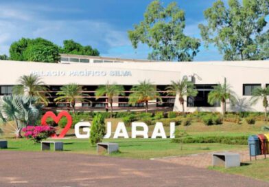 Professora conquista na Justiça gratificação de 20% por titularidade com valores retroativos