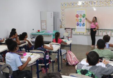 Prefeitura de Porto paga salários de janeiro já com reajuste do piso do magistério em 2026