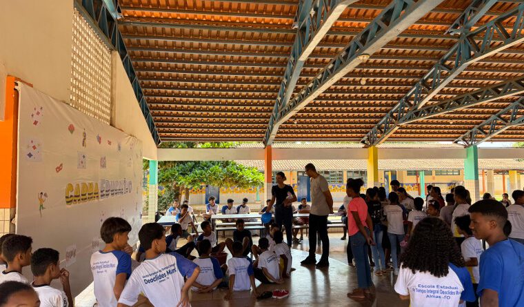 Gincana de Carnaval une cultura, protagonismo e educação em escola pública de Almas