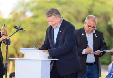 Prefeito Eduardo Siqueira anuncia reajuste salarial, gratificação permanente e reforma da Lei 1.407 durante os 33 anos da Guarda Metropolitana de Palmas