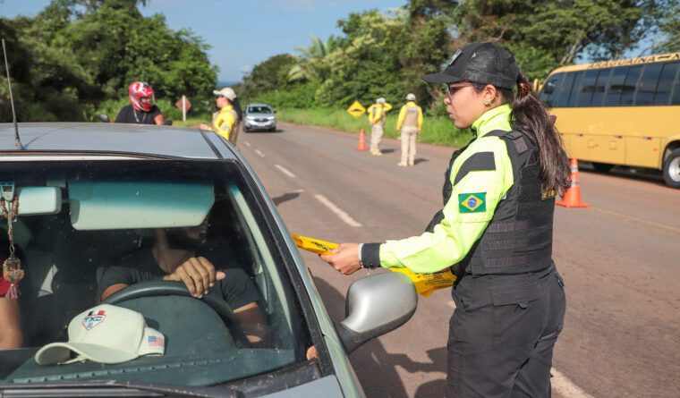 Carnaval Seguro 2026: ASTT, PM e Detran fazem blitz educativa na TO-222, em Araguaína