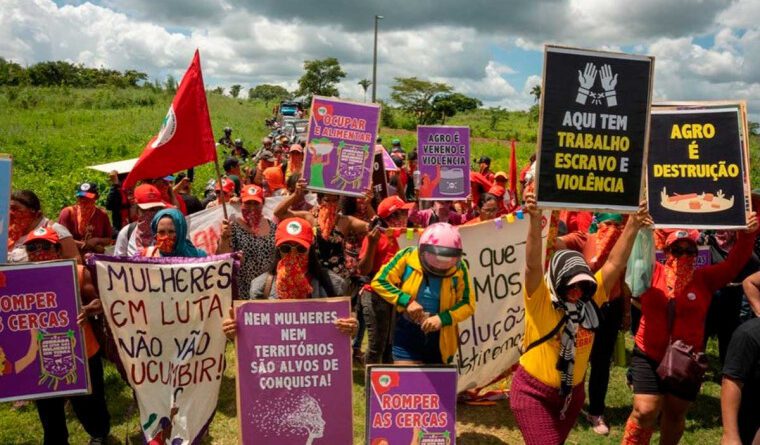 Fazenda ocupada por mulheres é da União e está em processo de reforma agrária, diz Incra