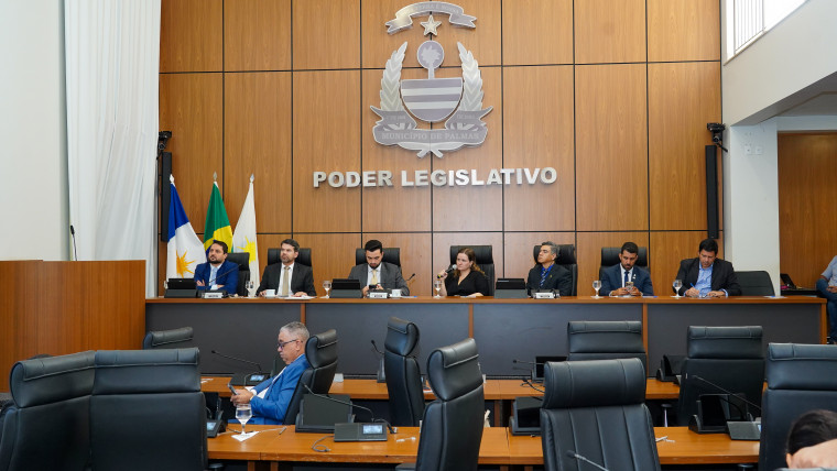 Falta de insumos, 57 mortes infantis e filas desorganizadas expõem falhas na Saúde de Palmas