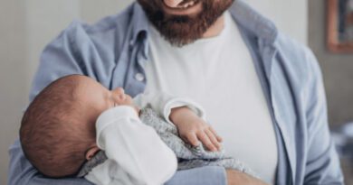 Lula sanciona lei que amplia licença-paternidade para 20 dias e cria salário-paternidade