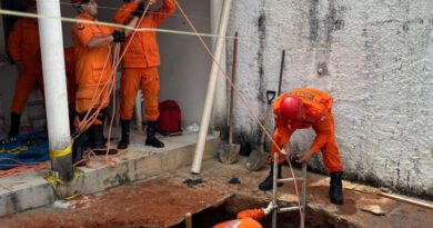 Trabalhador fica soterrado até a cintura após desmoronamento de fossa em Araguaína
