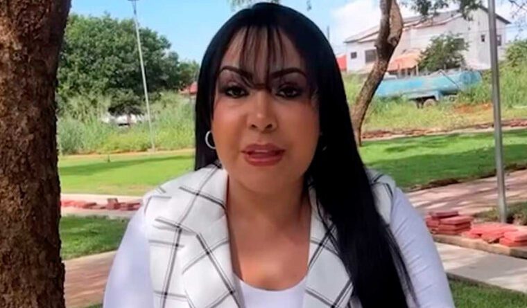 Deputada Janad Valcari é conduzida à PF após sacar meio milhão em agência bancária