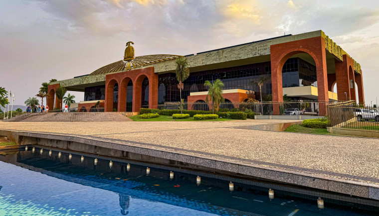 Governo aumenta auxílio-alimentação em 67% e passa a beneficiar quase 20 mil servidores