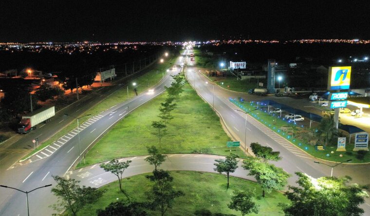 Programa de Tiago Dimas leva iluminação de LED e telegestão a sete cidades do Tocantins