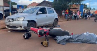 Abertura de porta de carro provoca acidente seguido de atropelamento fatal em Araguaína