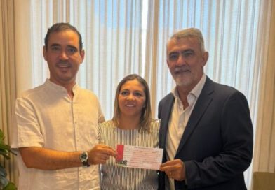 Wesla Lima, filha de Aquiles da Areia, chega ao MDB e é exaltada por Vicentinho e Amélio