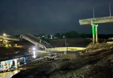 Ponte de R$ 36 milhões inaugurada há menos de três anos desaba e deixa feridos, no Acre