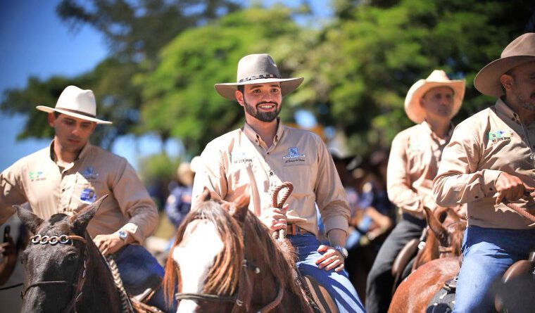 ‘Quero ser o deputado padrinho das cavalgadas’, diz Marcos Júnior durante evento em Araguaína