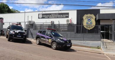Filha é indiciada por aplicar golpe nos próprios pais idosos e usar dinheiro em jogos online Filha é indiciada por aplicar golpe nos próprios pais idosos e usar dinheiro em jogos online