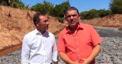 Wagner indica vereador Gideon Soares como novo líder do governo na Câmara de Araguaína Wagner indica vereador Gideon Soares como novo líder do governo na Câmara de Araguaína