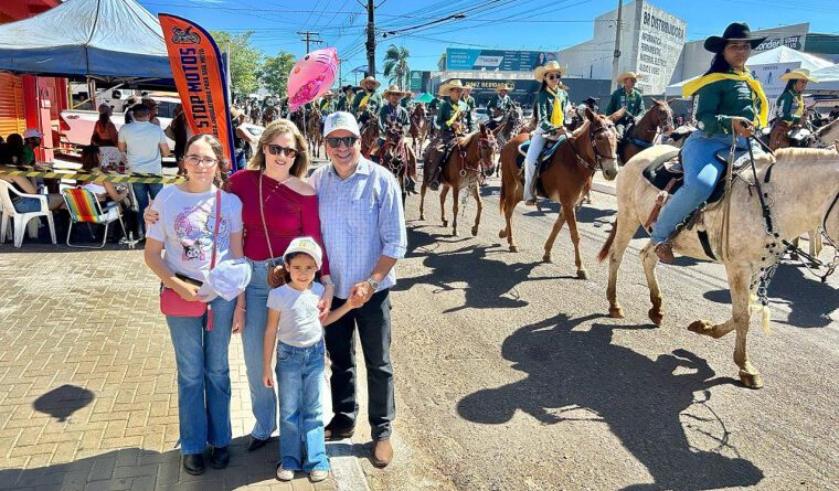 Na maior cavalgada do mundo, Marcus Marcelo reforça tradição e defende bem-estar animal