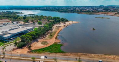Mesmo liberada para banho, Prefeitura recomenda evitar Prainha da Via Lago neste fim de semana Mesmo liberada para banho, Prefeitura recomenda evitar Prainha da Via Lago neste fim de semana