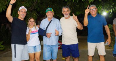 Prefeito de Araguatins oficializa apoio a Vicentinho e fortalece palanque na maior cidade do Bico