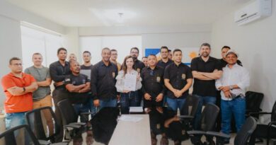 Policiais penais apresentam a Dorinha demandas sobre concurso público, salários e estrutura Policiais penais apresentam a Dorinha demandas sobre concurso público, salários e estrutura