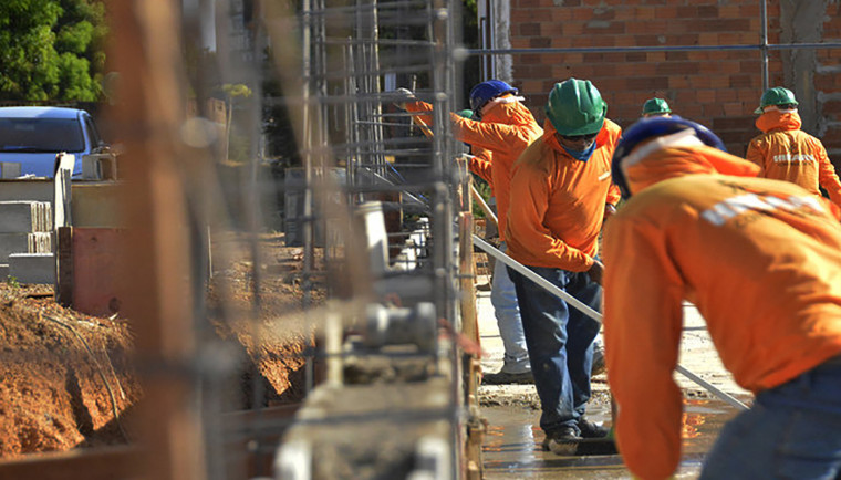 Construção, comércio e logística concentram 222 vagas de emprego em Araguaína; confira