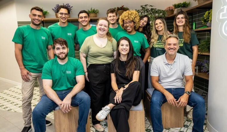 Stone abre vagas para formação de novas lideranças com salário de R$ 8,5 mil e benefícios