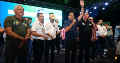 ‘Quem faz pela educação, faz pelo Tocantins’, afirma Marcus Marcelo em encontro com professores
