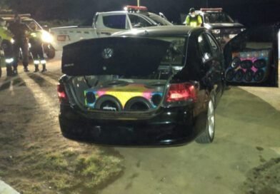 Som automotivo nas ruas de Palmas pode gerar multa, pontos na CNH e retenção do veículo